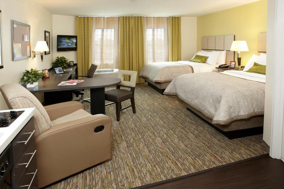 Candlewood Suites Tucson By Ihg Bagian luar foto